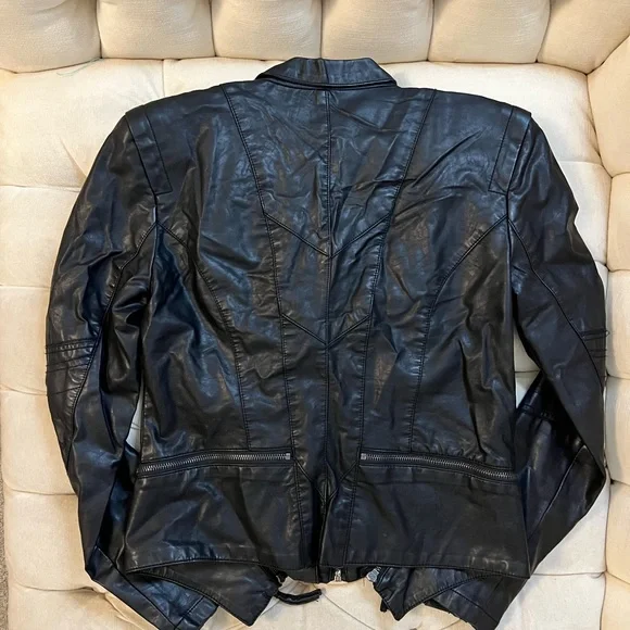 Blank NYC Faux Leather Moto Jacket - Picture 8 of 10